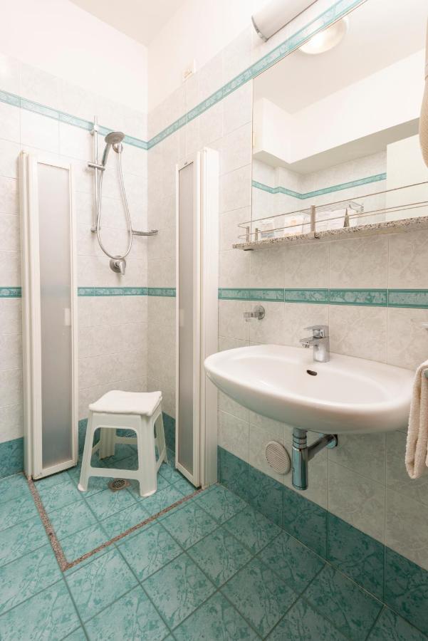 Hotel Residence Imperial ミザーノ・アドリアーティコ エクステリア 写真